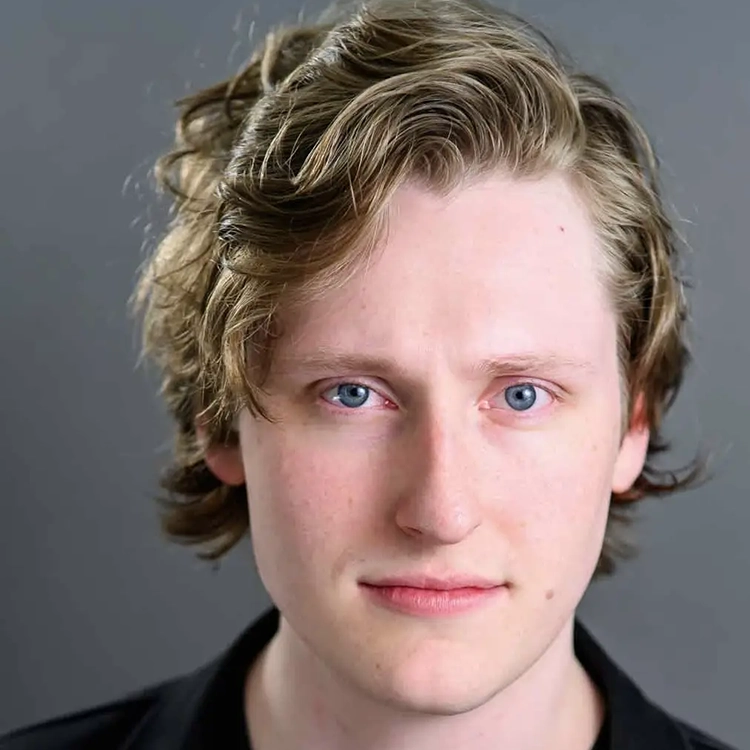 Brecken Newton Farrell as Scott